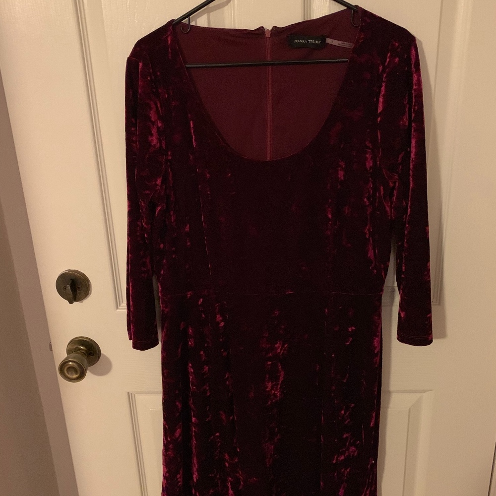 Red Velvet 3/4" Length Sleeve Dress